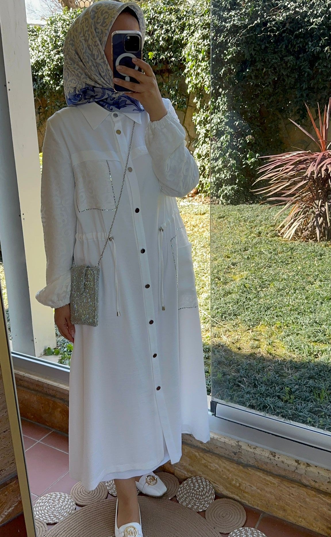 Belden Büzgülü Kap Beyaz