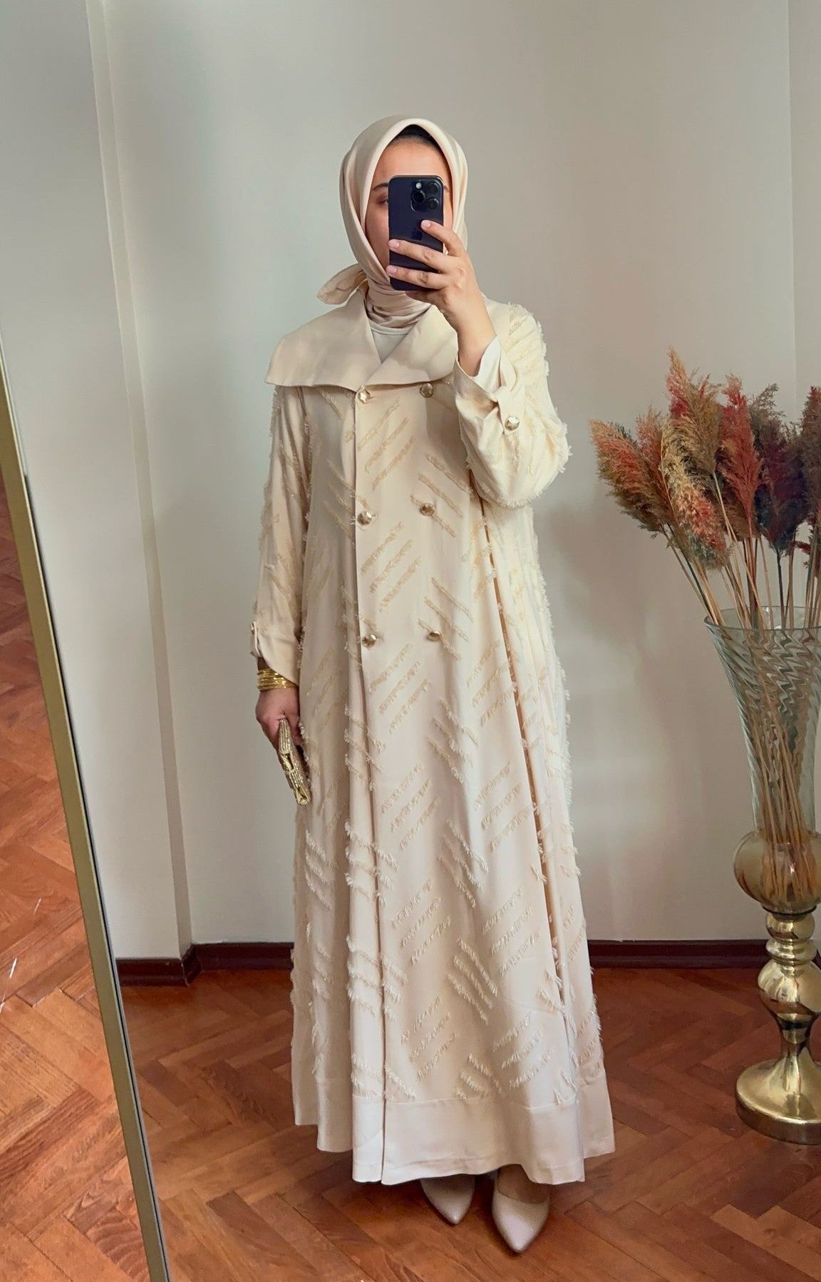 Desenli Abaya Krem