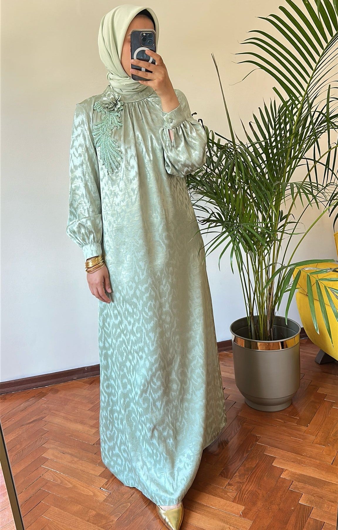 İşleme Detaylı Elbise Mint